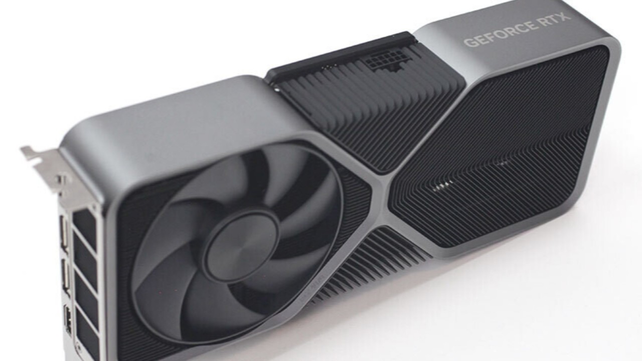 NVIDIA уже использует улучшенные разъемы питания в RTX 4070 FE NVIDIA уже использует улучшенные разъемы питания в RTX 4070 FE