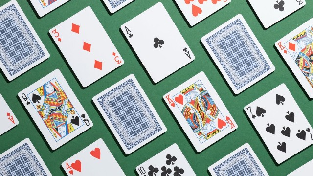 Пасьянс: Почему эта карточная игра остаётся популярной десятилетиями	