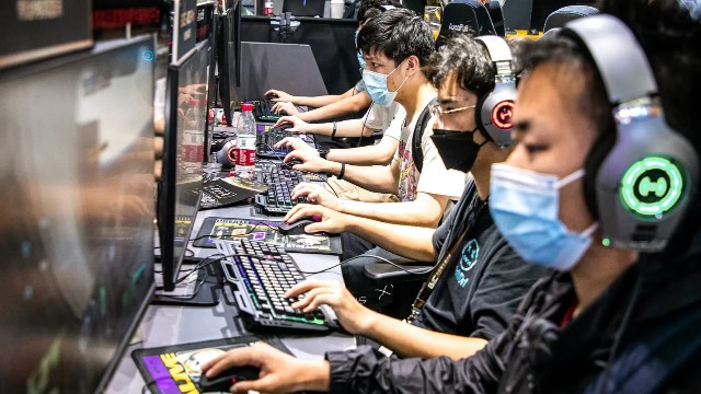 Китай смягчит требования к донату в играх после огромных потерь домашних компаний