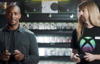 Xbox выпустила рекламу с Энтони Маки про щелчок Таноса, пять лет и видеоигры