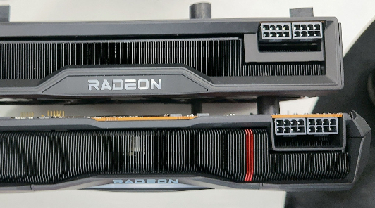 AMD Radeon RX 7900 красуется на фото. Всего два коннектора питания 8-pin