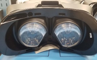 Valve работает над собственным VR-устройством