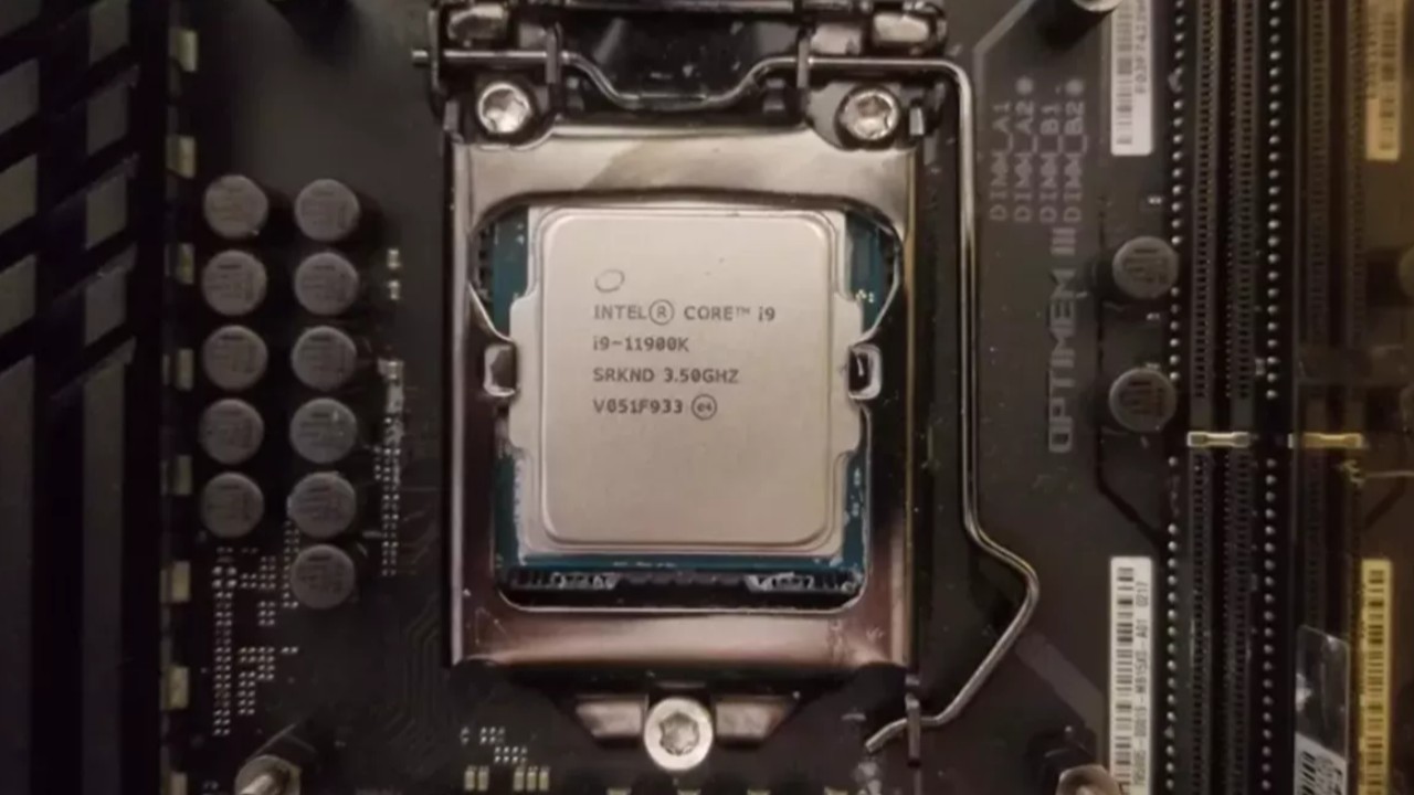 От 11 поколения Core отказалась даже Intel