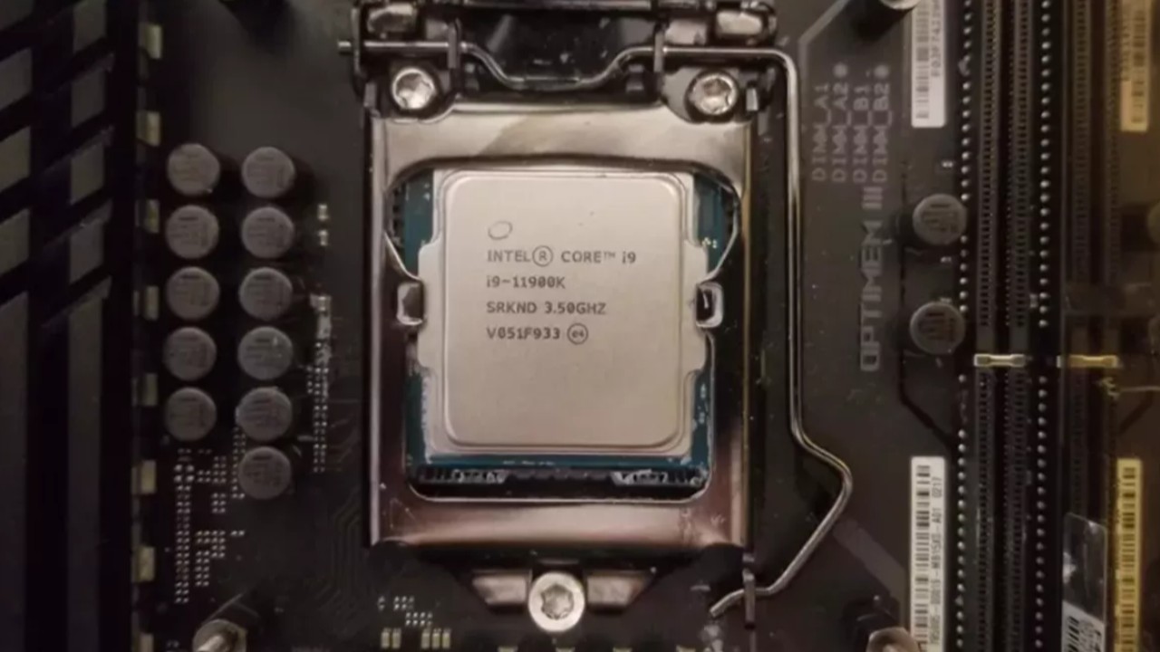 От 11 поколения Core отказалась даже Intel От 11 поколения Core отказалась даже Intel